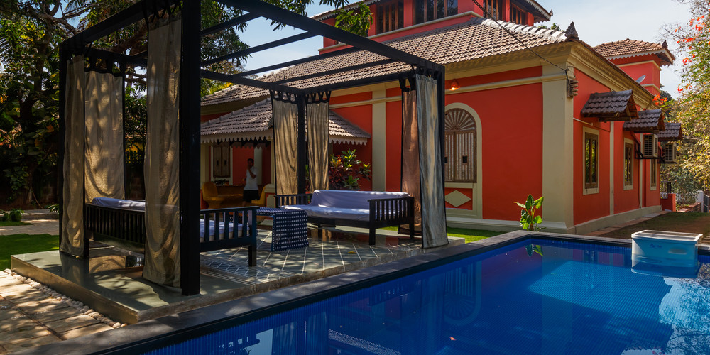 Sorento Grande β Luxury villa for rent in Aldona