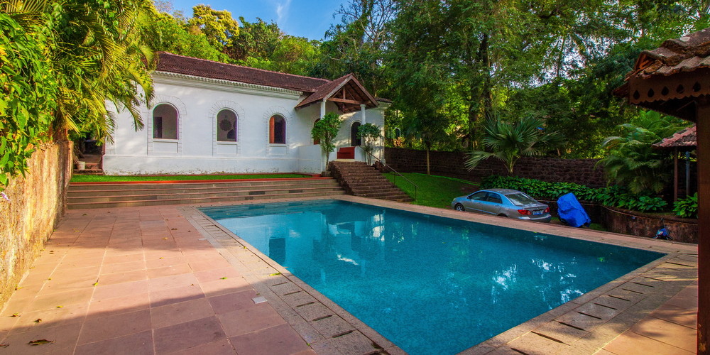 Hima Villa β Luxury villa for rent in Verem