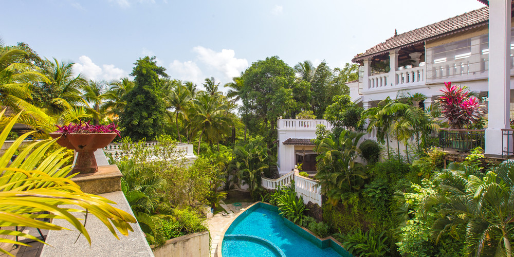Three House β Luxury villa for rent in Pilerne