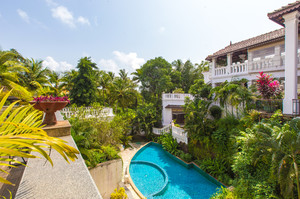 Three House — Luxury villa for rent in Pilerne